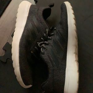 Adidas Tennishoes SIZE 10.5